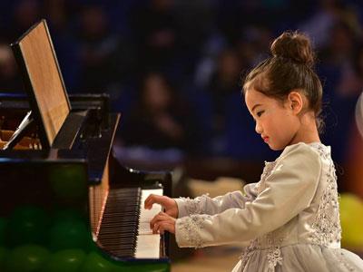 周口钢琴家教价格多少钱一小时？收费标准？